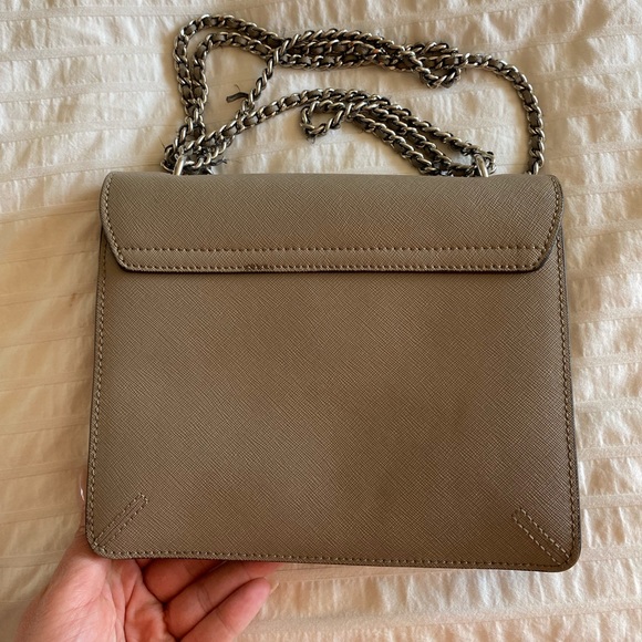 TORY BURCH TAUPE CHAIN BAG - Picture 2 of 13